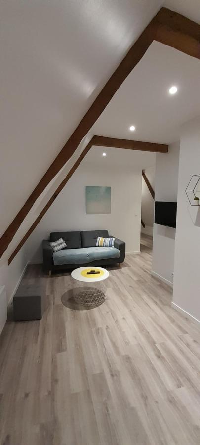 Appartement dans maison de 1789 au centre de Vitré Exterior foto